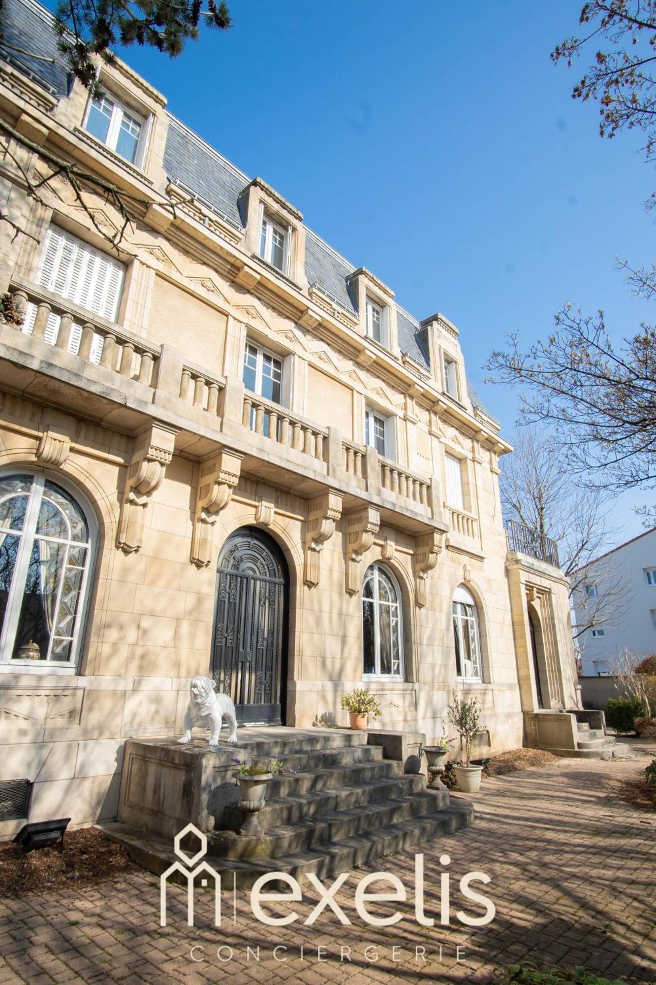 Villa Bonnabel ! ナンシー エクステリア 写真
